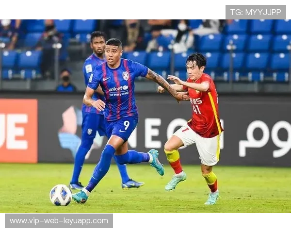 上海海港遭遇亚冠困境，柔佛主场优势明显