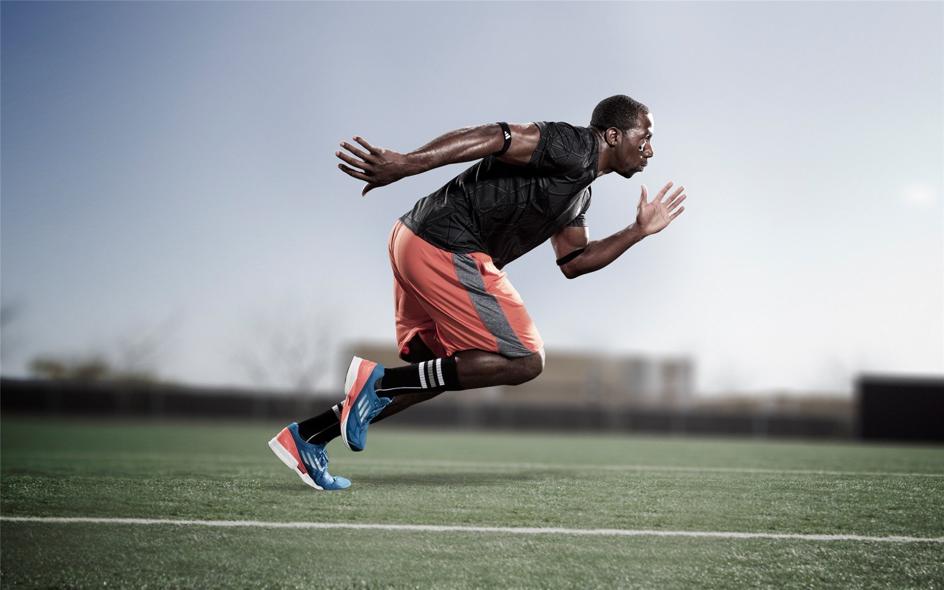 5年蜕变,雷军分享玄戒芯片及造车创业艰辛